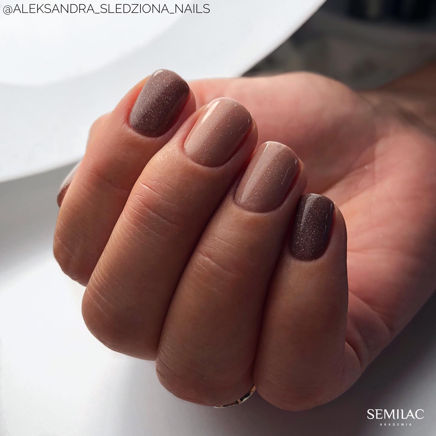 Semilac 322 Shimmer Dust Brown UV Gel Polish 7ml - Semilac Shop