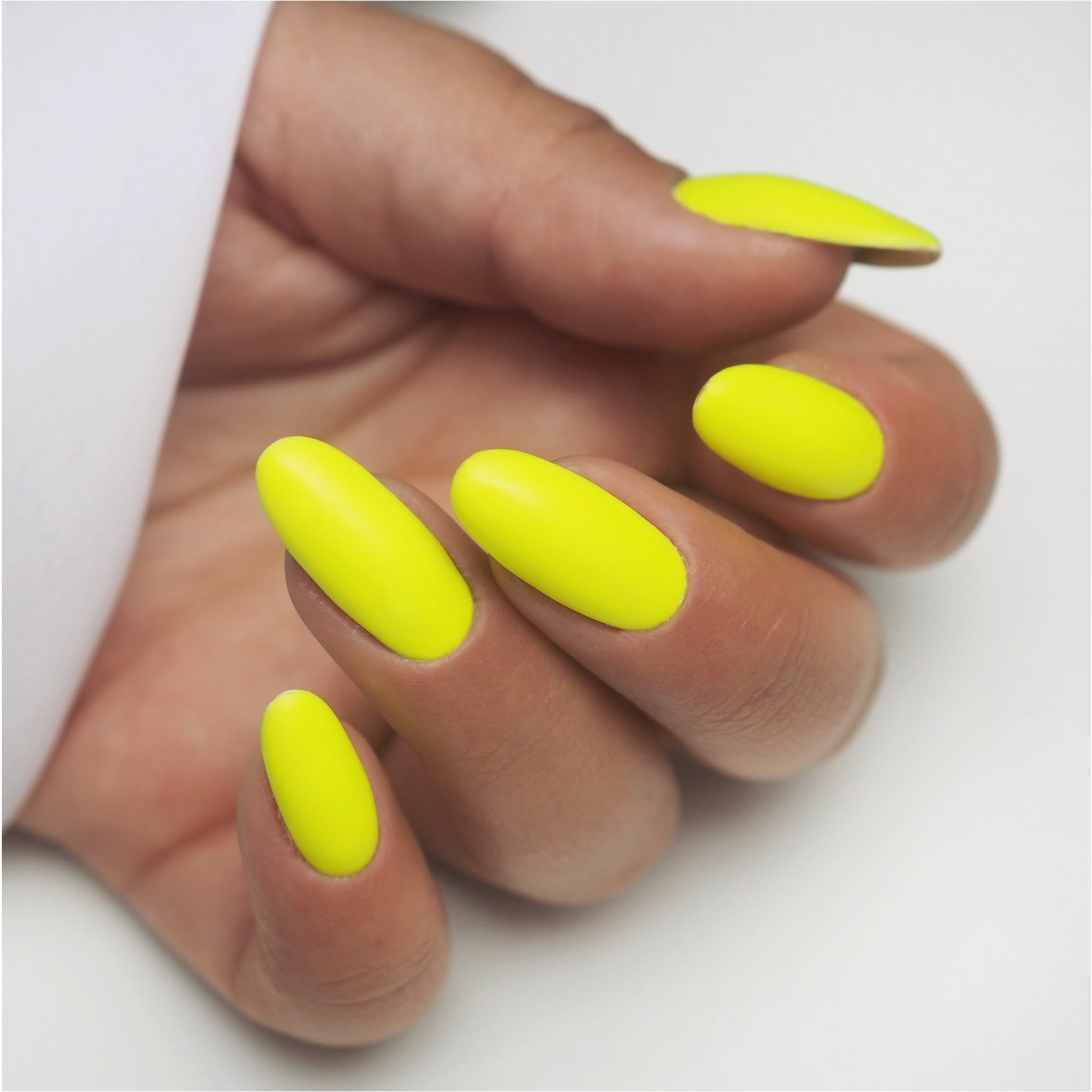 Semilac 040 Canary Green UV Gel Polish 7ml - Semilac Shop